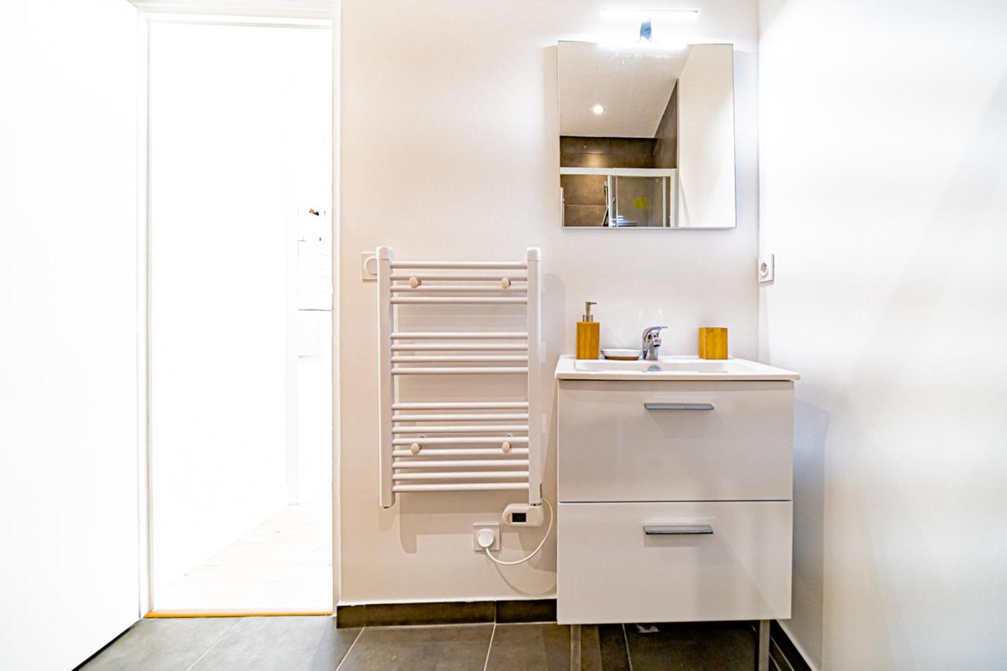 Le Californie - Agreable Studio Renove Oullins Ngoại thất bức ảnh